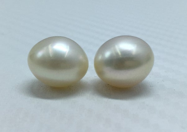 South Sea Pearl | White\ Cream; Color | Button Shape| 12.5MM (Approx.) Size