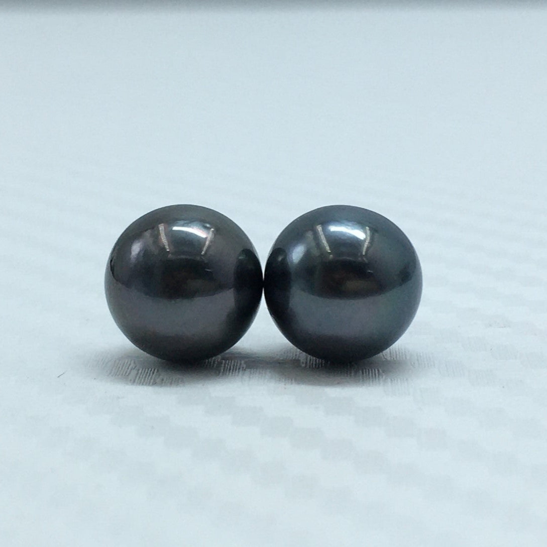 9.25 MM Size | Black | Round Shape | Natural Tahitian Pearl Pair | Good Luster | Saltwater Pearl |