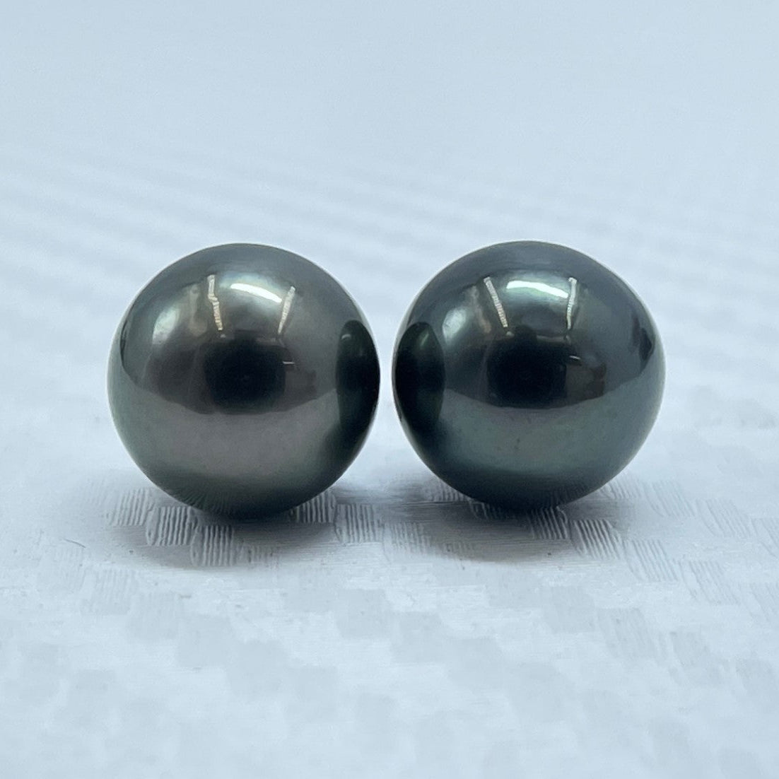 9.5 MM Size | Black | Round Shape | Natural Tahitian Pearl Pair | Good Luster | Saltwater Pearl |