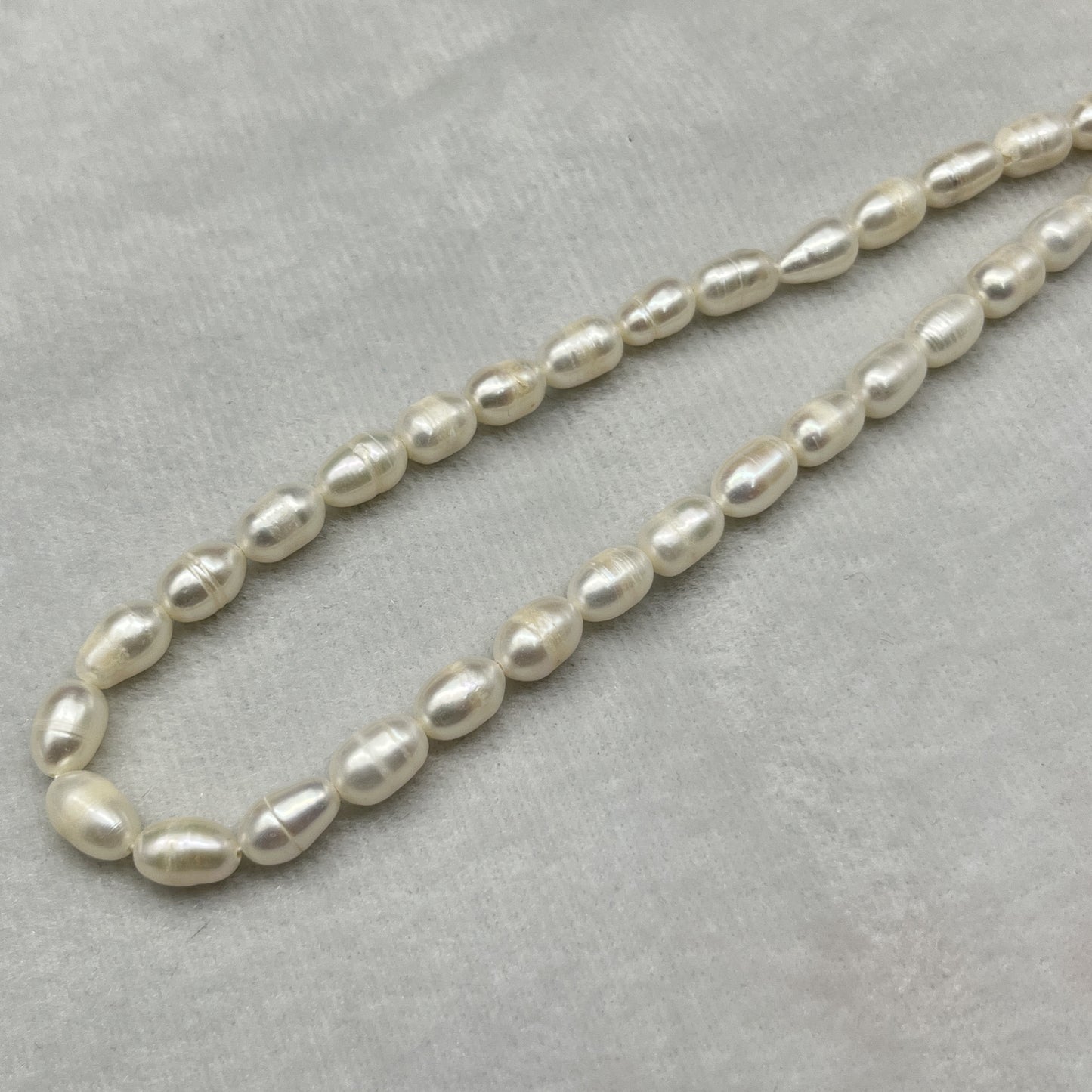 Fresh Water Pearl White Color, Rice Shape, A Luster Pearl, 6-7 MM Size
