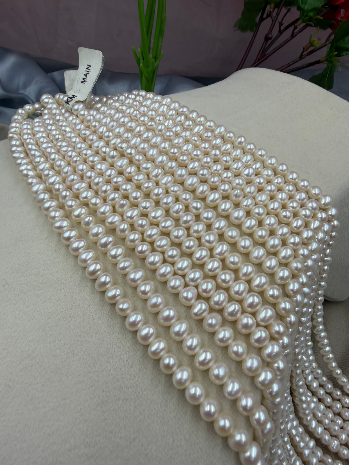 Freshwater Pearl , Cream Color, Oval Shape, 5.5-6mm Size