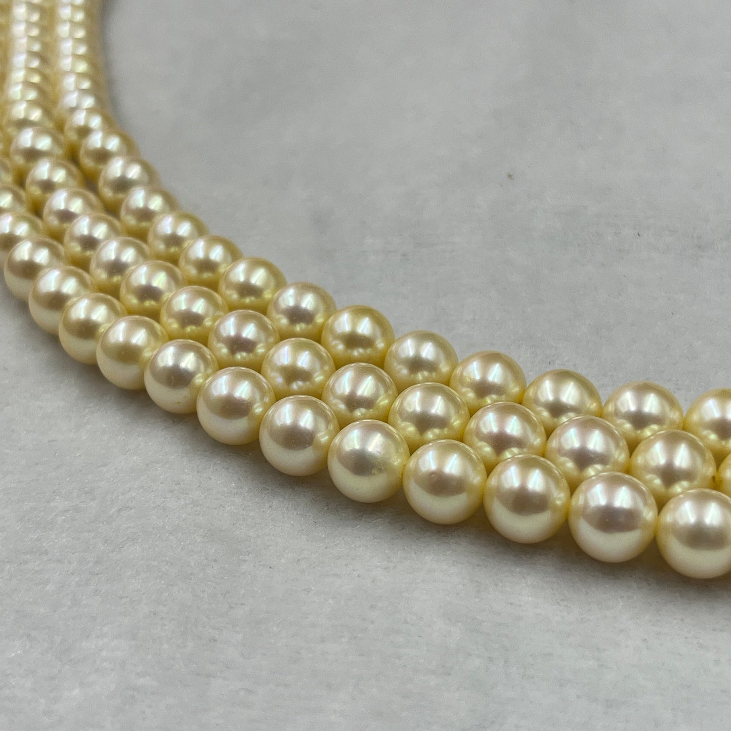 Freshwater Pearl, Light Golden Color, Rice Shape, 8-8.5 MM Size
