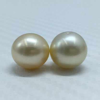 South Sea Pearl | Light Golden Color| button Shape| 11.70 MM (Approx.) Size|