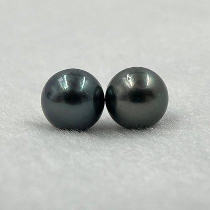 9 MM Size | Black | Round Shape | Natural Tahitian Pearl Pair | Good Luster | Saltwater Pearl |
