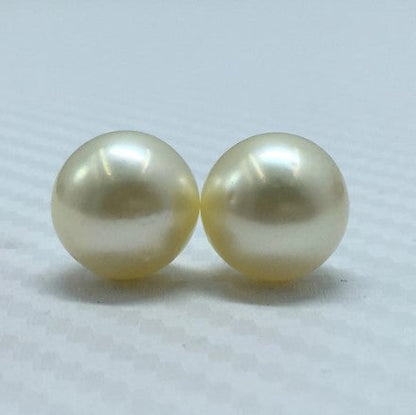 South Sea Pearl | Cream Color| Oval Shape| 12MM (Approx.) Size |