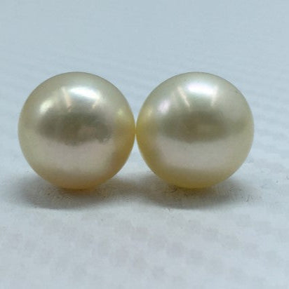 South Sea Pearl | Cream Color| Oval Shape| 11.80MM Size