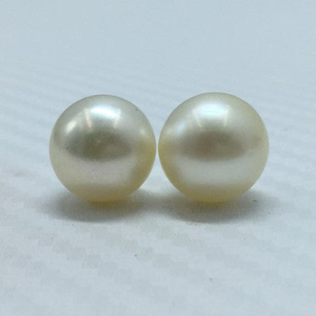South Sea Pearl | Cream Color| Oval Shape| 11.5 MM (Approx.) Size
