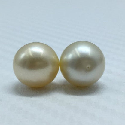 South Sea Pearl | Light Golden Color| button Shape| 11.70 MM (Approx.) Size|