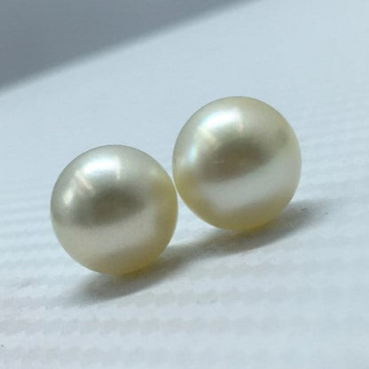 South Sea Pearl | Cream Color| Oval Shape| 11.5 MM (Approx.) Size