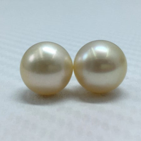 South Sea Pearl | Cream Color | Oval Shape| 11.5MM Size