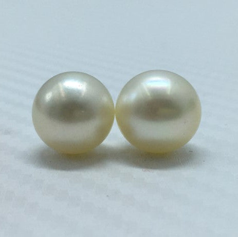 South Sea Pearl | Cream Color| Oval Shape| 11.5 MM (Approx.) Size