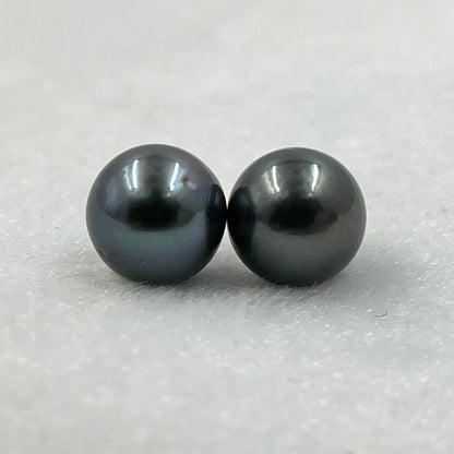 9 MM Size | Black | Round Shape | Natural Tahitian Pearl Pair | Good Luster | Saltwater Pearl |