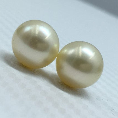 South Sea Pearl | Cream Color | Oval Shape| 11.25MM (Approx.) Size