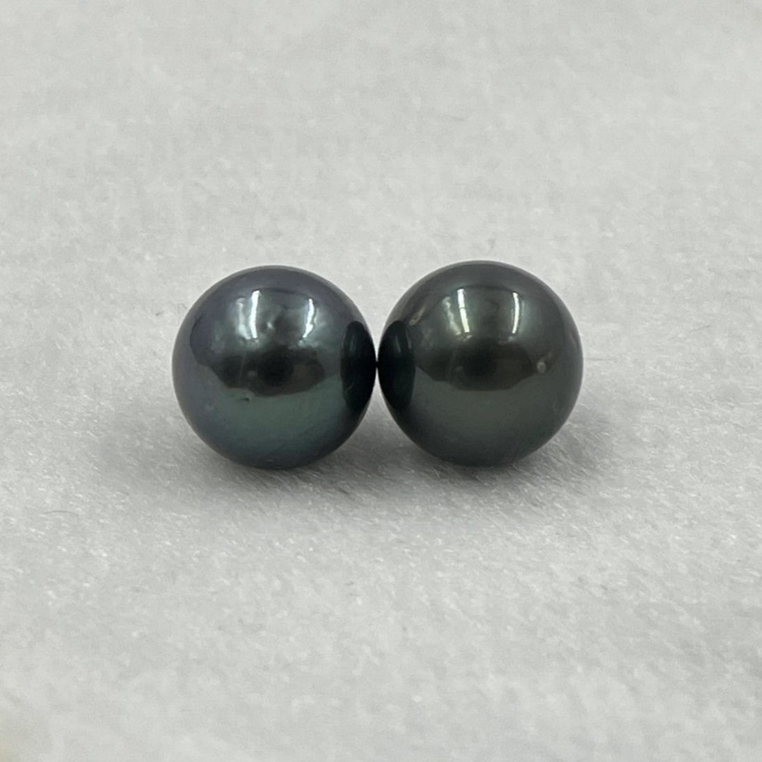 9.80 MM Size | Black | Round Shape | Natural Tahitian Pearl Pair | Good Luster | Saltwater Pearl |