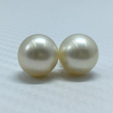 South Sea Pearl | Light Golden Color| Button Shape| 12 MM (Approx.) Size