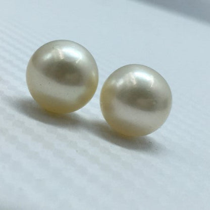 South Sea Pearl | White Color| Oval Shape| 11.5 MM (Approx.) Size