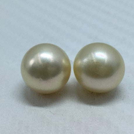 South Sea Pearl | Cream Color| Oval Shape| 11.80MM Size
