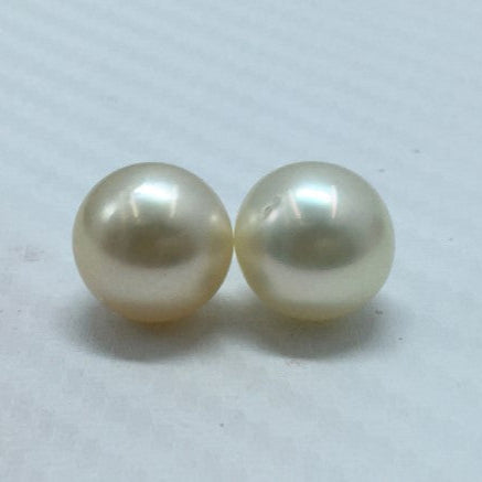 South Sea Pearl | Cream Color| Oval Shape| 23.8 MM (Approx.) Size