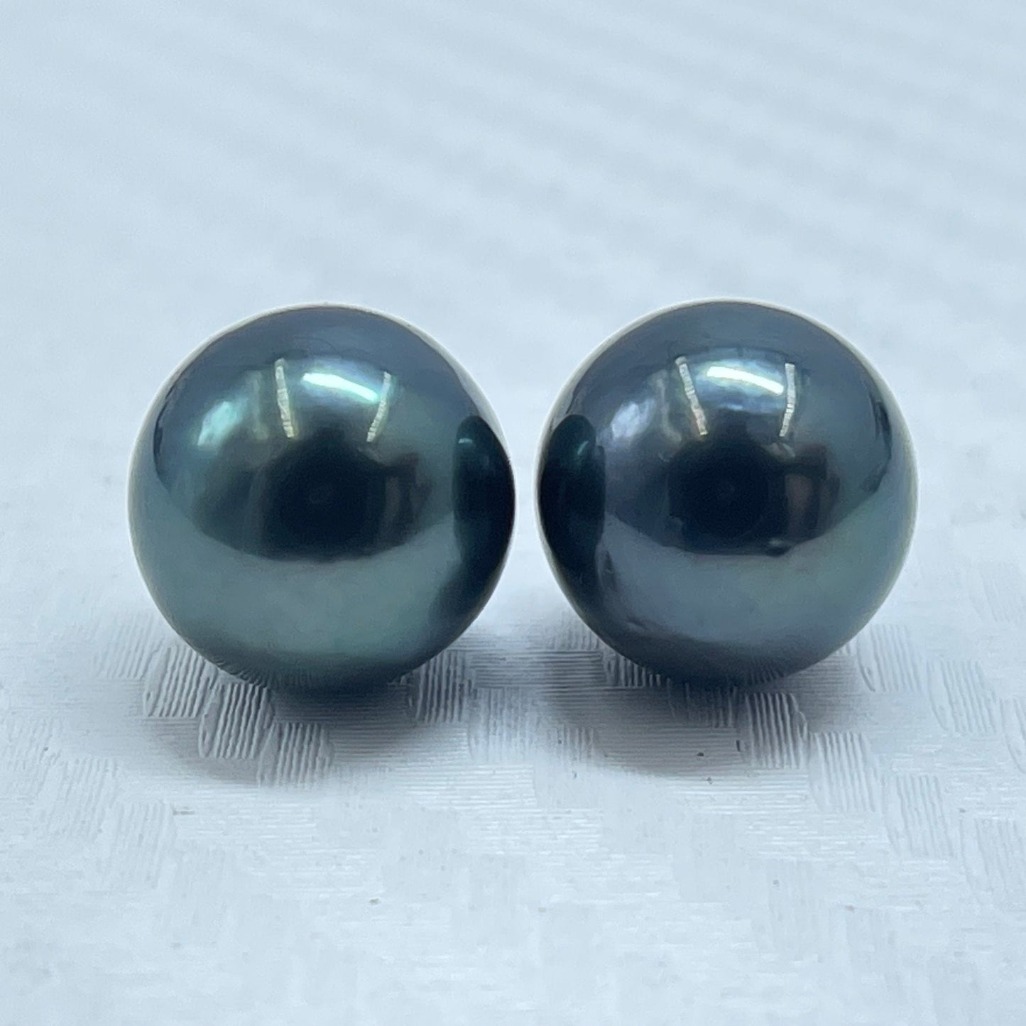 9.25 MM Size | Black | Round Shape | Natural Tahitian Pearl Pair | Good Luster | Saltwater Pearl |
