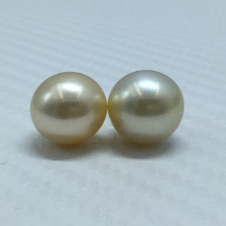 South Sea Pearl | Light Golden Color| button Shape| 11.70 MM (Approx.) Size|