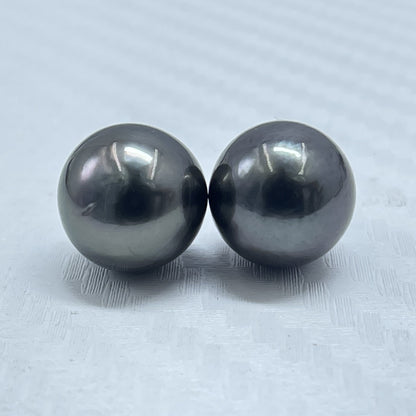 Tahitian Pearl, Black Color, Round Shape, 9.80 MM Size