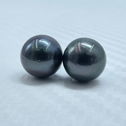 10 MM Size | Black | Round Shape | Natural Tahitian Pearl Pair | Good Luster | Saltwater Pearl |