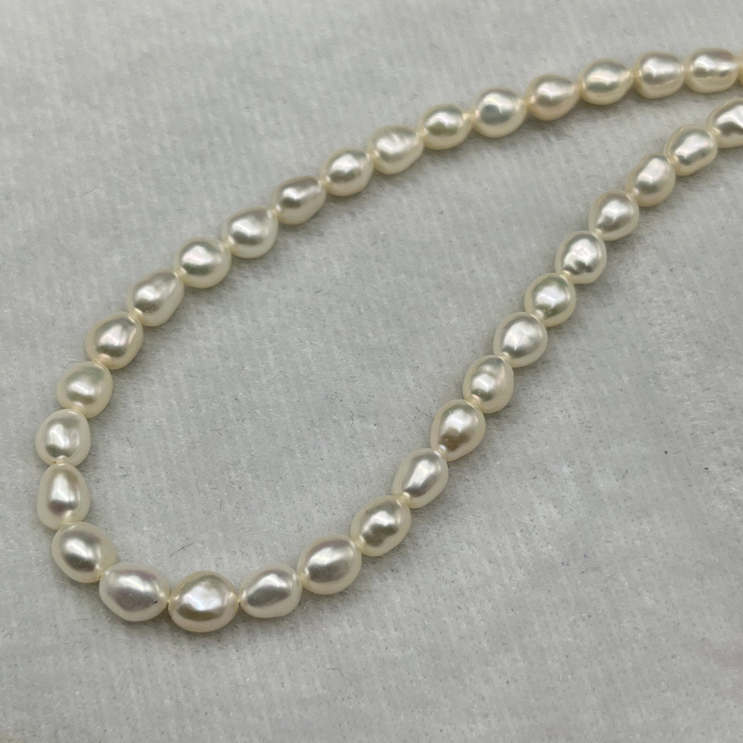 Fresh Water Pearl Cream Color, Rice Shape, AA Luster Pearl, 5.5-6 MM Size
