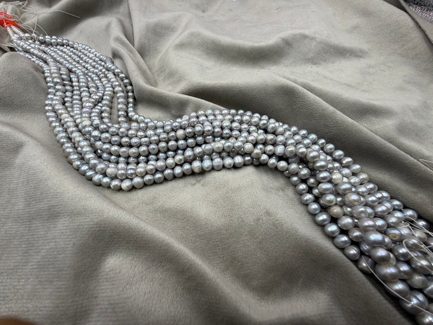 Freshwater Pearl , Grey Color, Potato Shape, 6-6.5m Size
