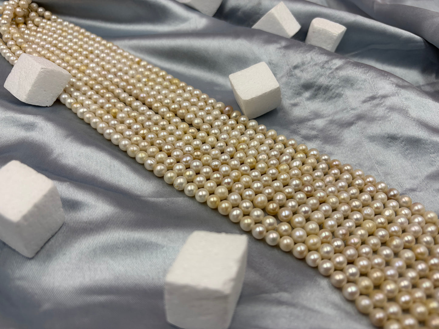 Freshwater Pearl , Cream Color, Round Shape, 6.5mm Size