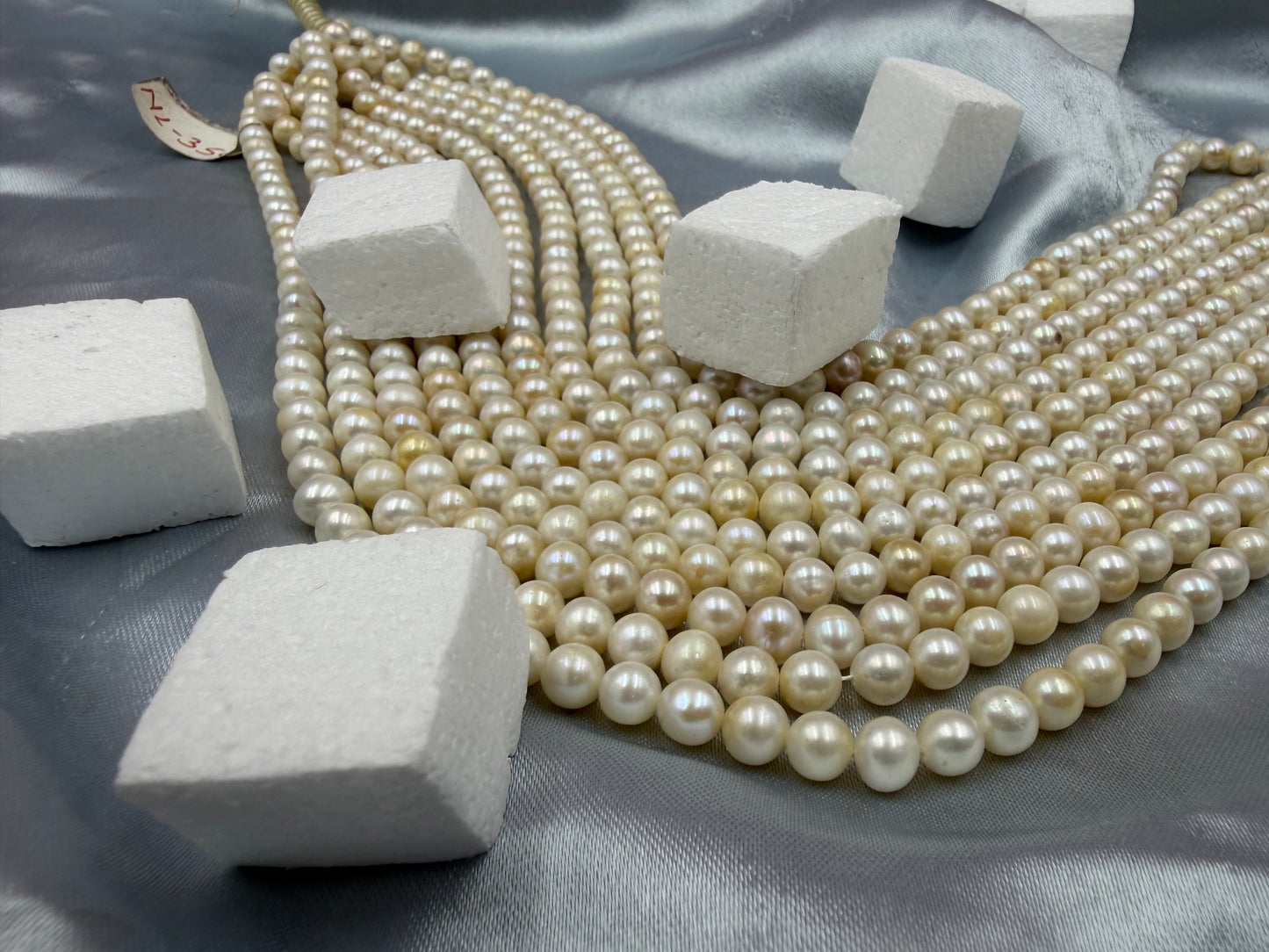 Freshwater Pearl , Cream Color, Round Shape, 6.5mm Size