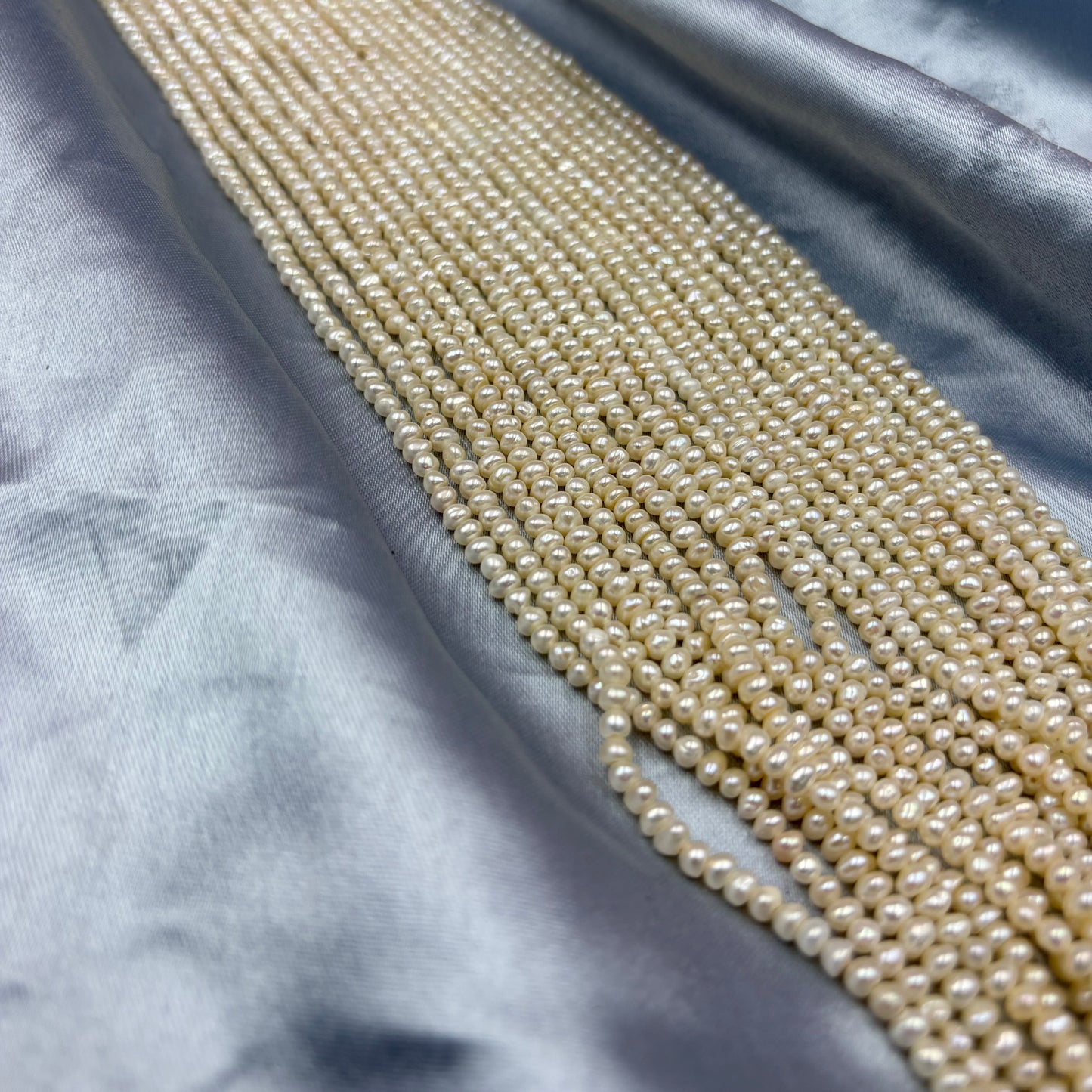 Freshwater Pearl , White Color, Flat Shape, 3.5mm Size