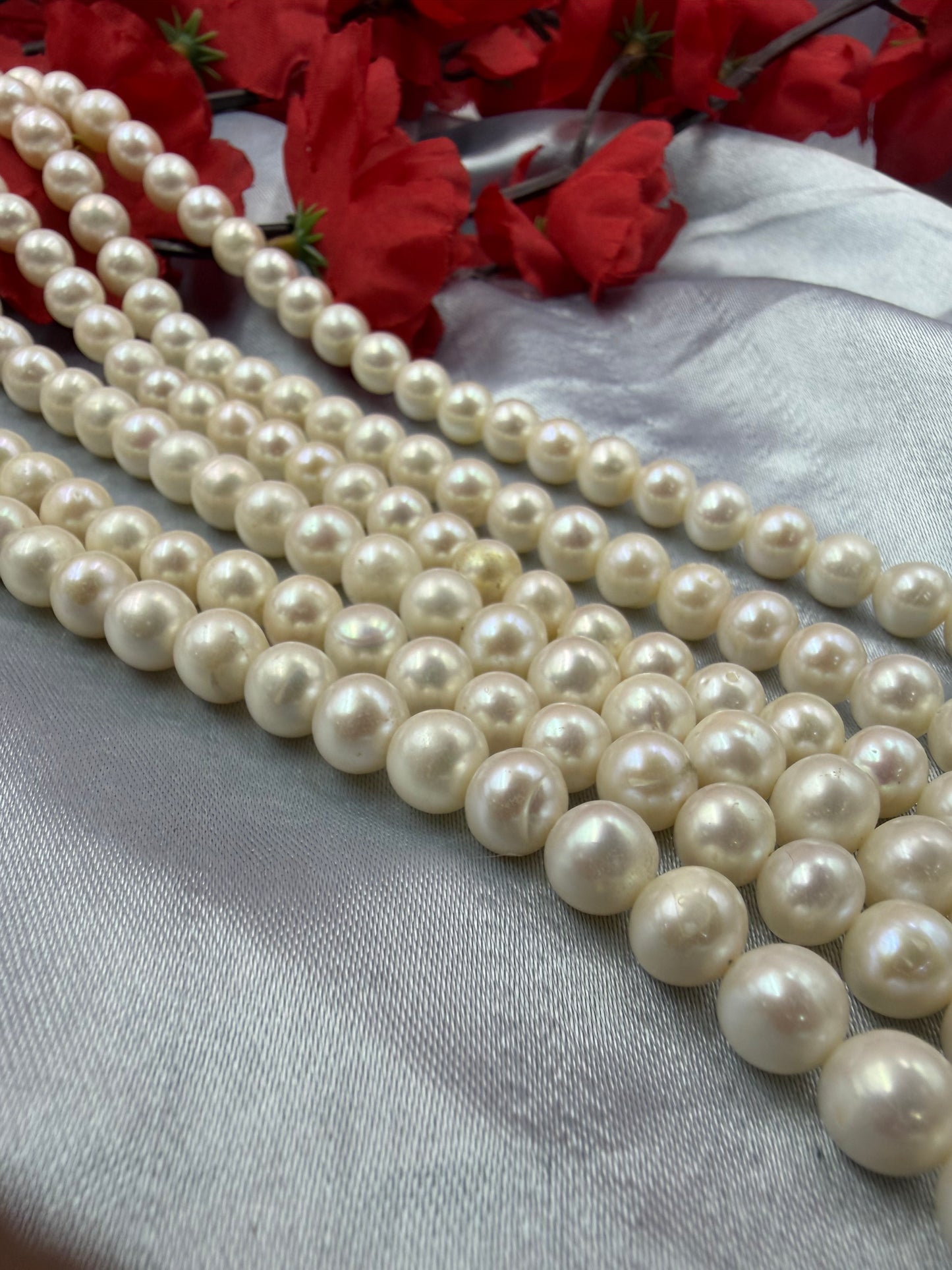 Freshwater Pearl , White Color, Round Shape, 7-8mm Size
