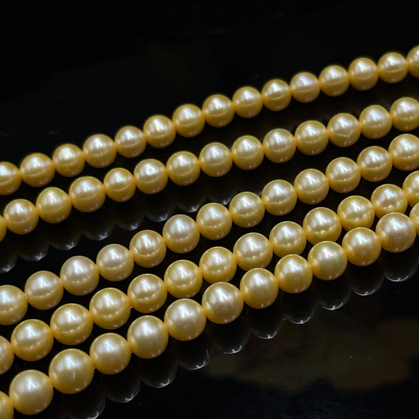 Fresh Water Pearl, Golden Color, Round Shape, 6.5-7 MM Size