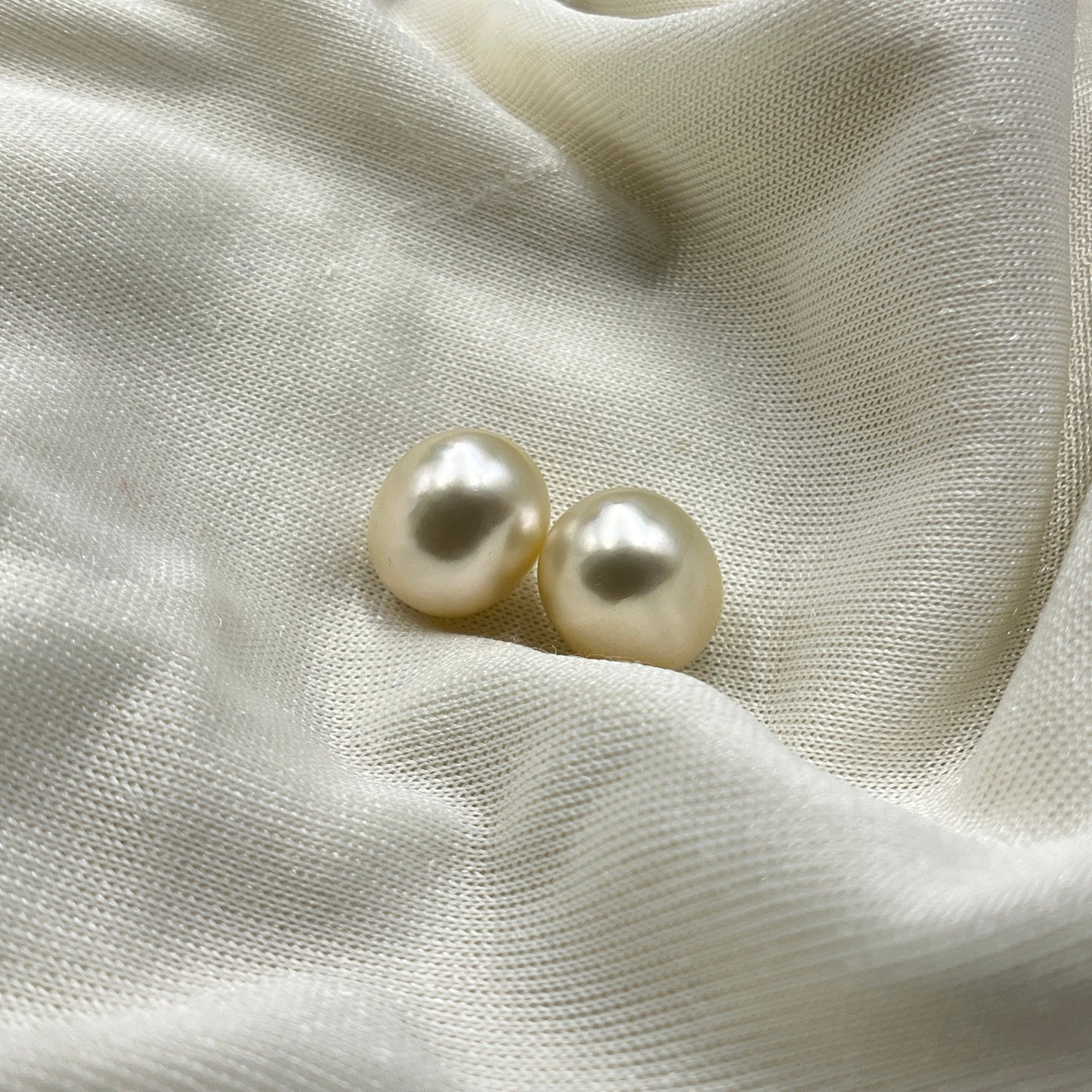 South Sea Pearl | Light Golden Color| Drop Shape| 11.25 MM (Approx.) Size