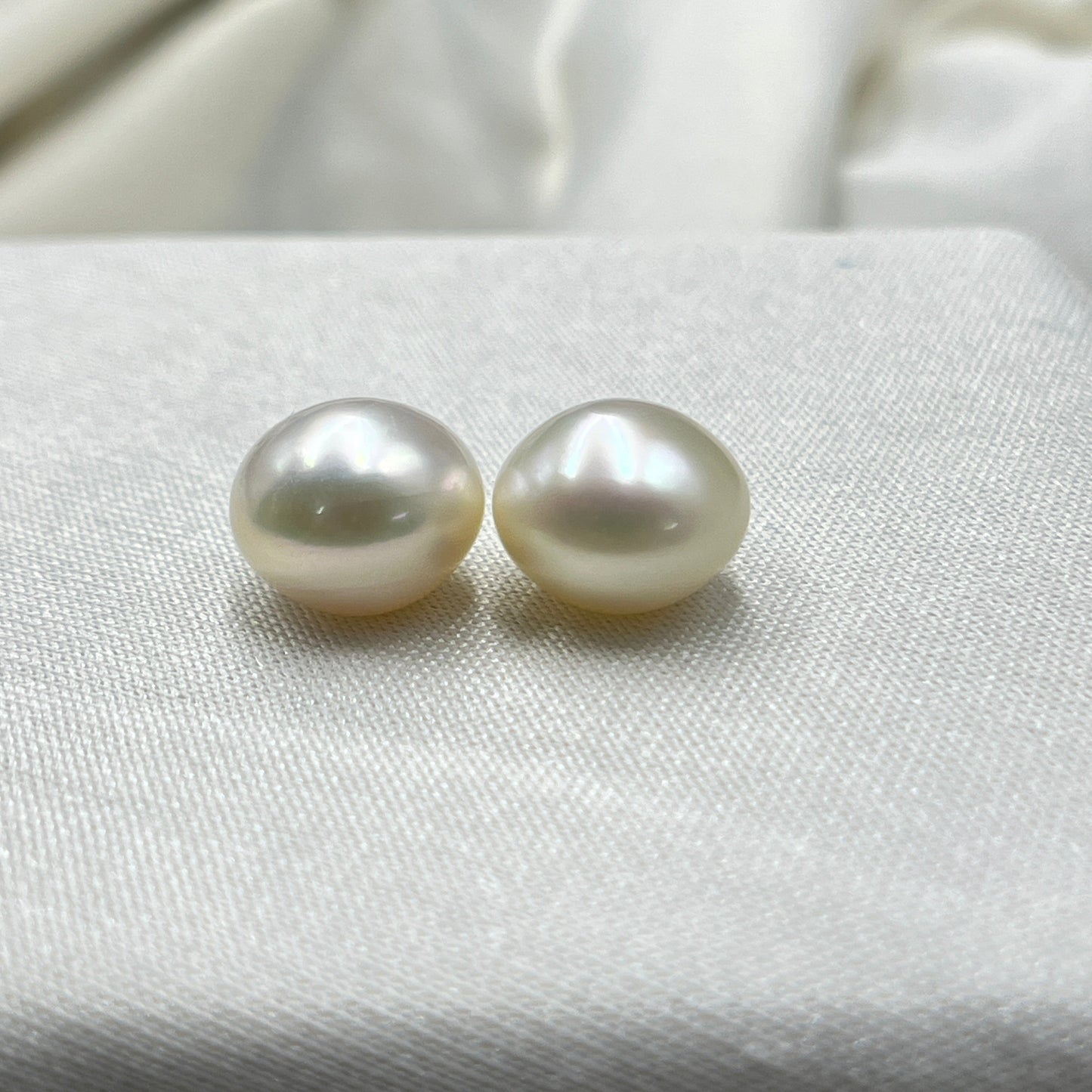 South Sea Pearl | White\ Cream; Color | Button Shape| 12.5MM (Approx.) Size
