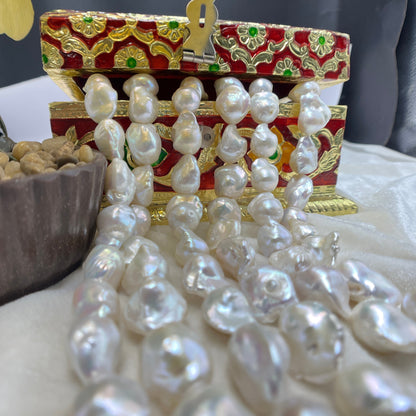 Fresh Water Pearl, White Color, Baroque Shape, Uneven Size