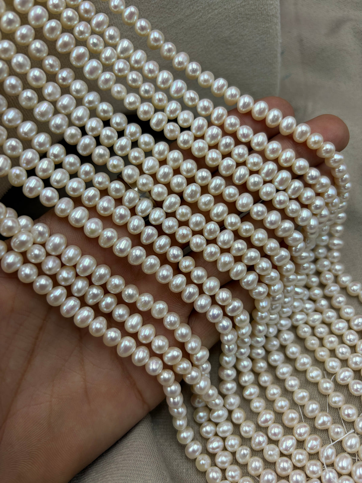 Freshwater Pearl ,  Cream Color, Oval Shape, 5.5-6mm Size