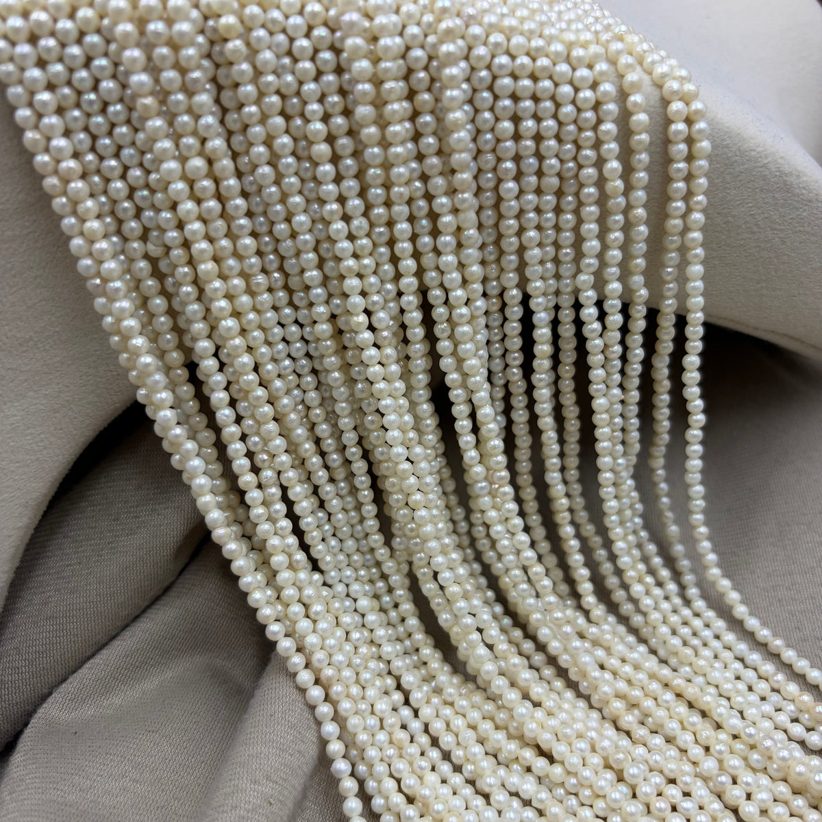 Freshwater Pearl ,  White Color, Round Shape, 3mm Size