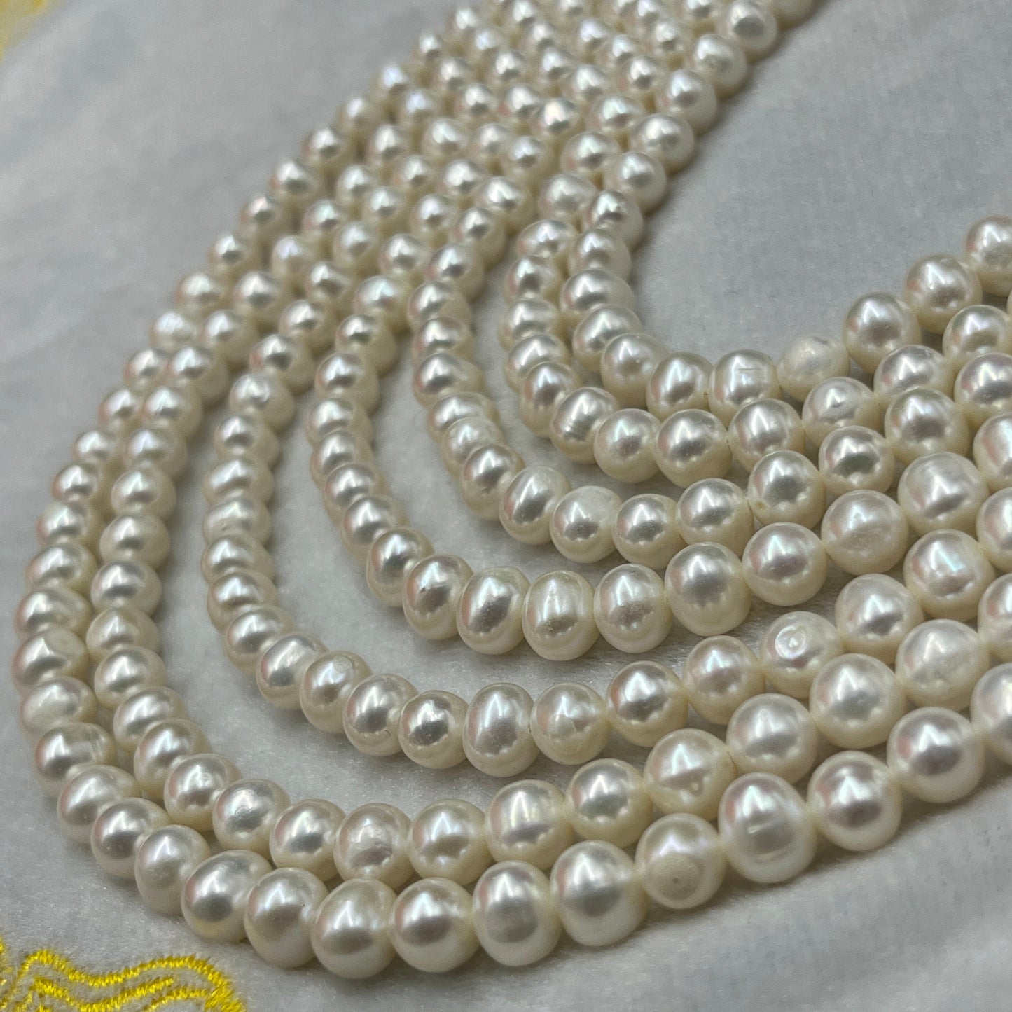 Freshwater Pearl White Color, Oval Shape, 7 MM Size