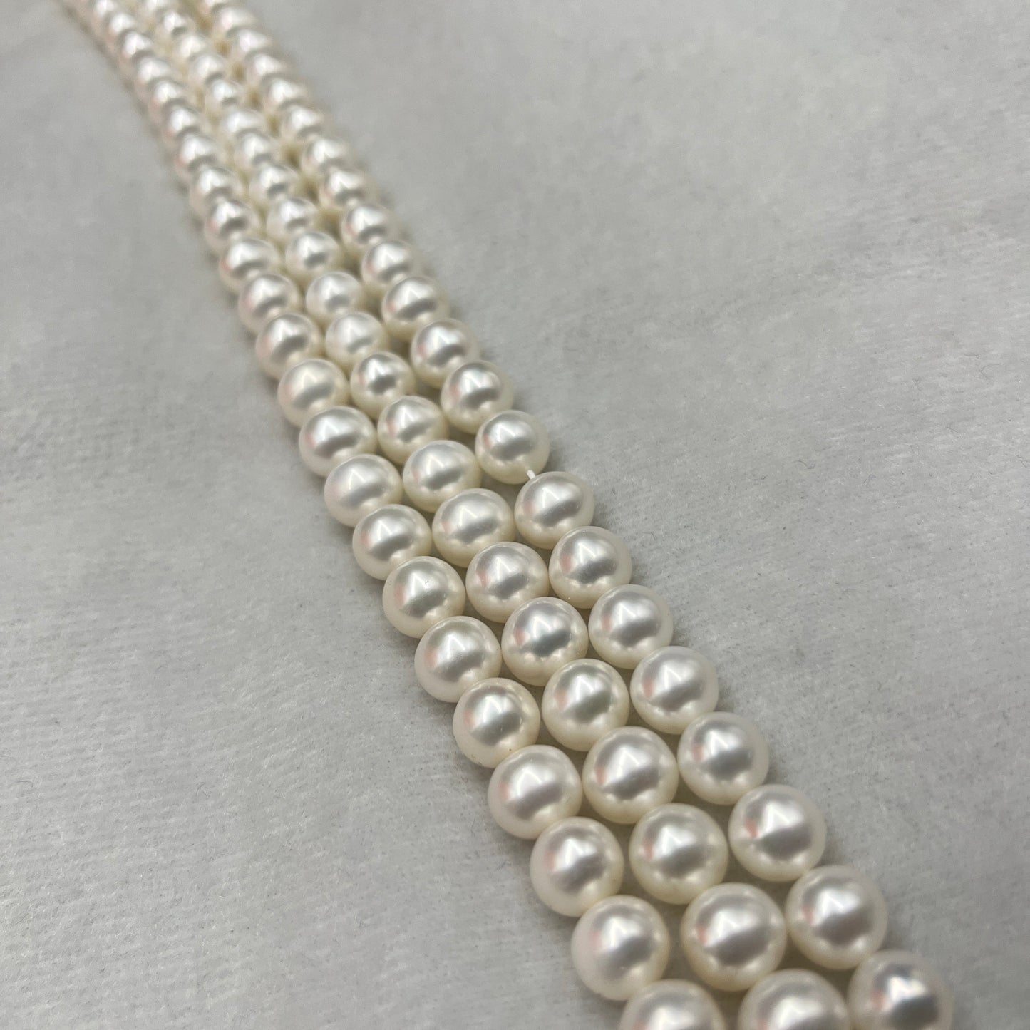 Freshwater Pearl, White Color, Round Shape, 8.5-9 MM Size