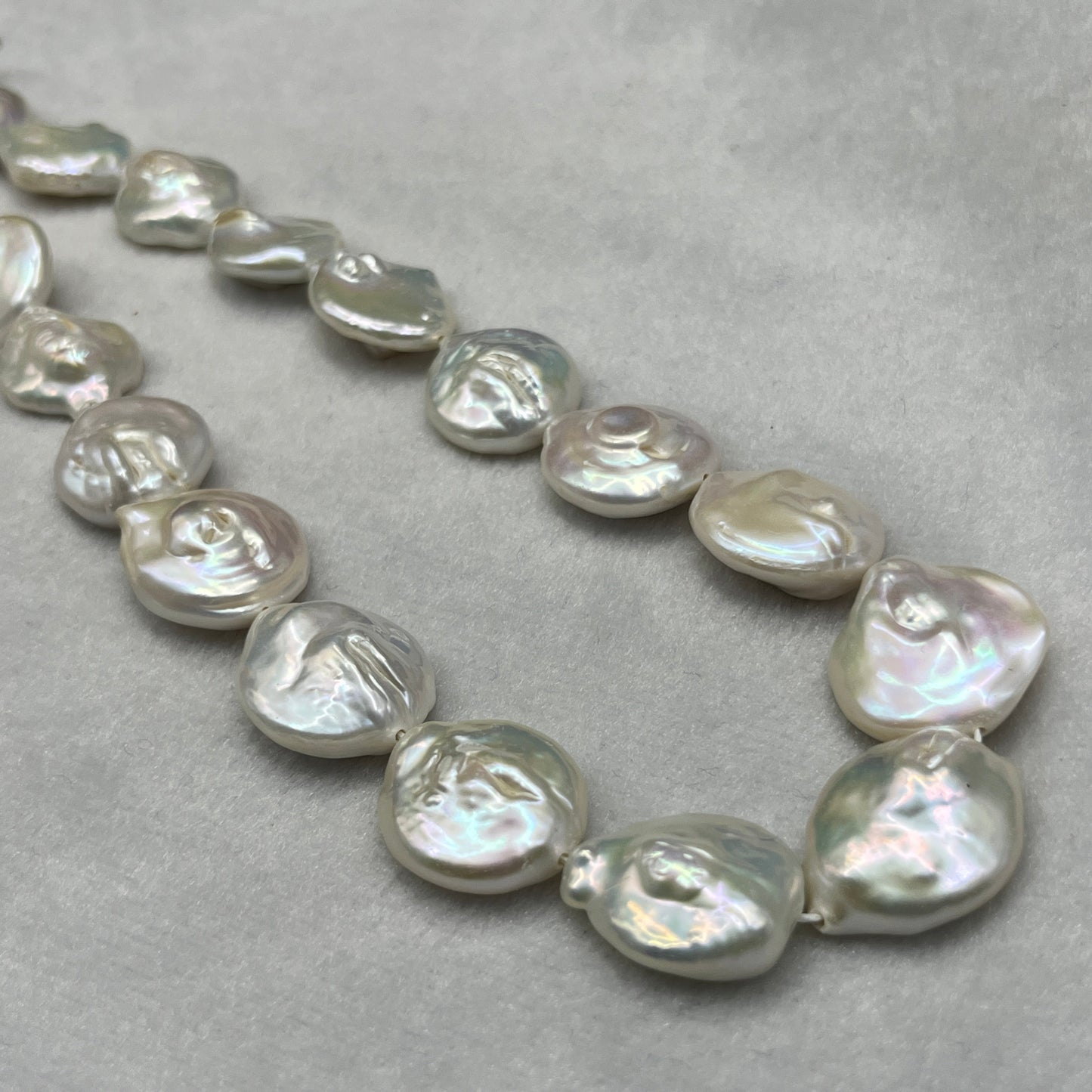Freshwater Pearl, White Color, Coin Shape, 18-18.5 MM Size