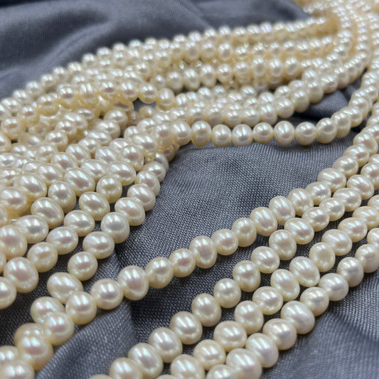 Freshwater Pearl, White Color, Oval Shape, 7 MM Size