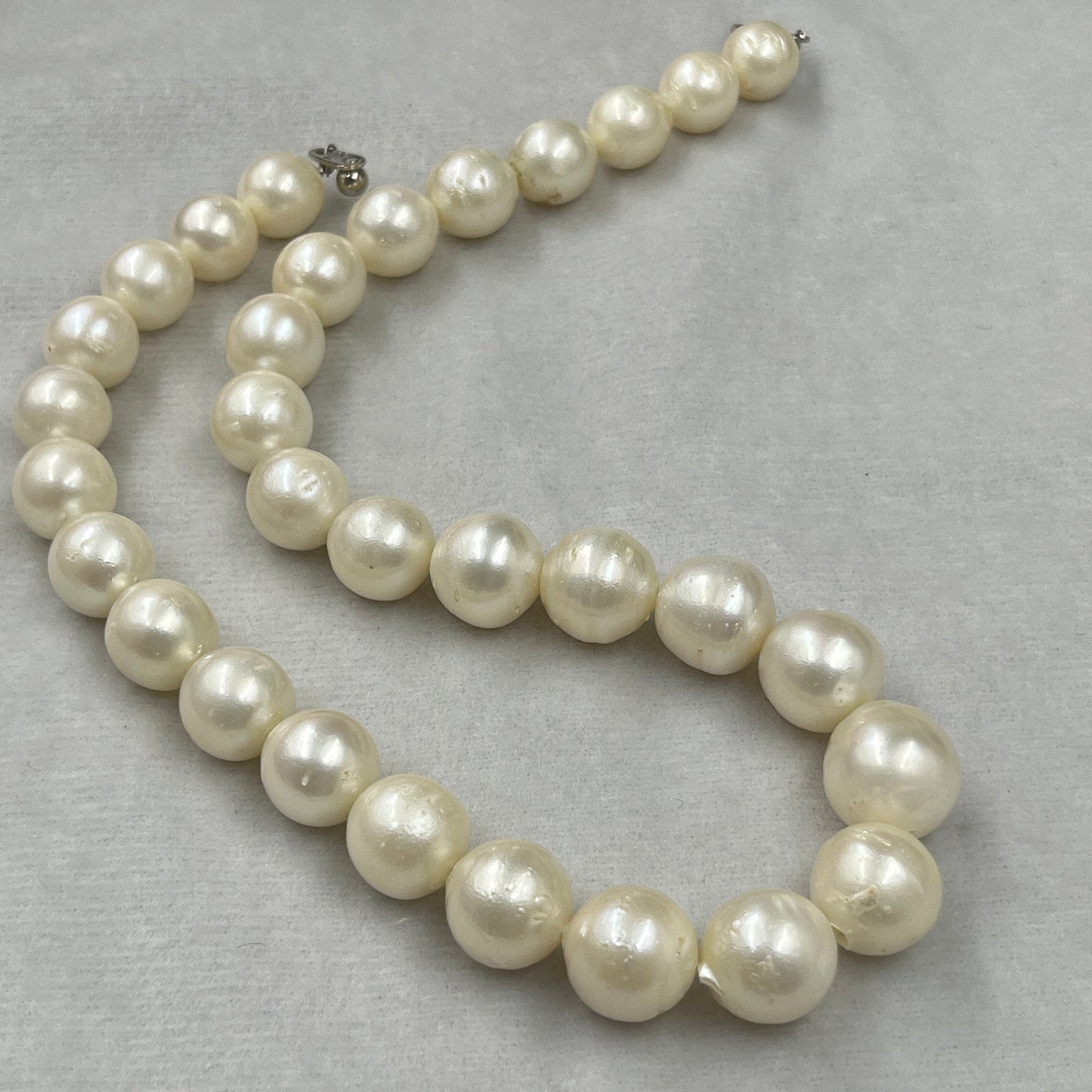 South Sea Pearl, Cream Color, Oval Shape, 11.5-15MM Size