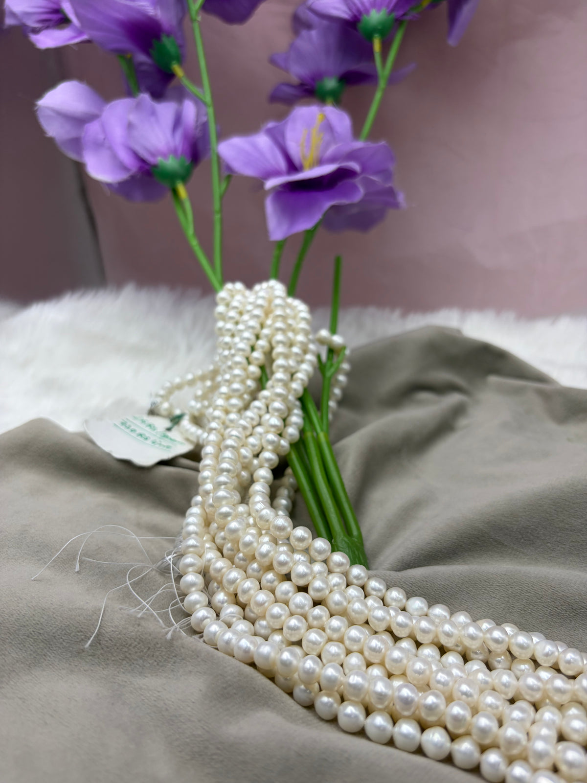 Freshwater Pearl , White  Color, Near Round  Shape, 6.5 mm Size