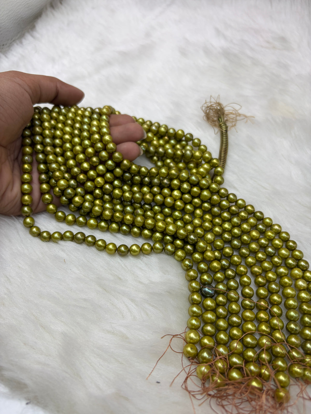 Freshwater Pearl, Light Green Color, Round Shape, 7.5mm Size