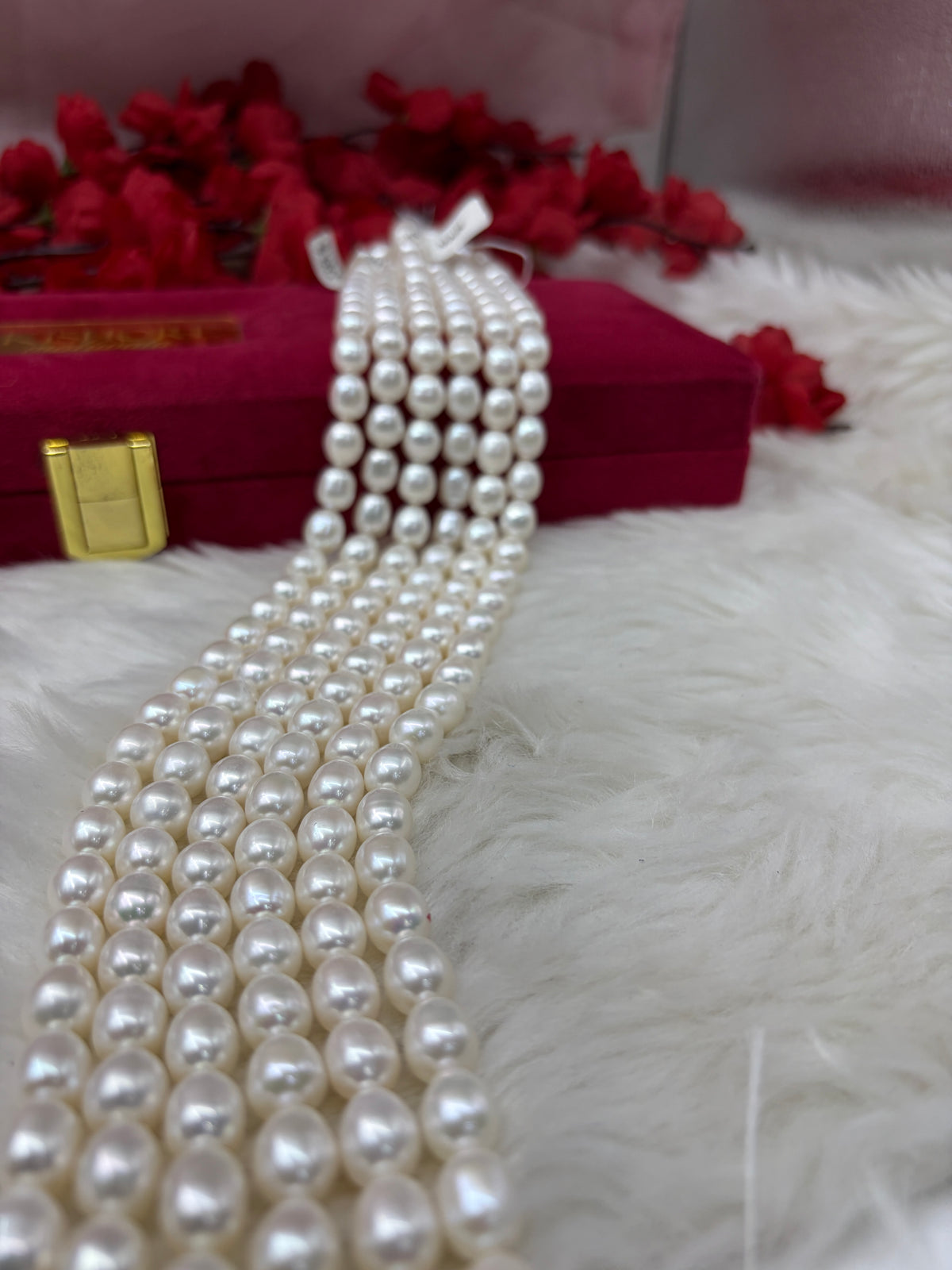 Freshwater Pearl, White Color, Rice Shape, 9 mm Size