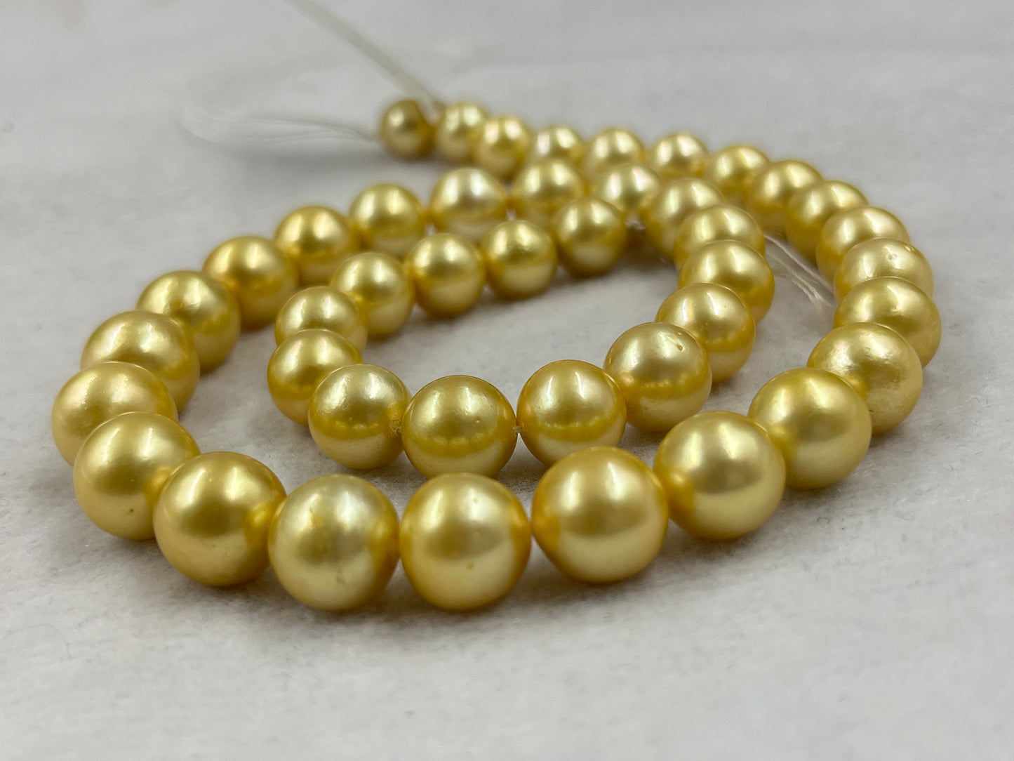 South Sea Pearl Golden Color, Round Shape, AAA/1 Luster Pearl, 9.5-11.5 MM Size