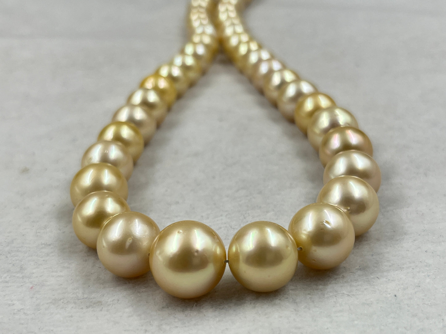 South Sea Pearl Light Golden Color, Round Shape, AAA/2 Luster Pearl, 10.5-14 MM Size