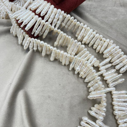 Freshwater Pearl , White Color, Uneven Shape, 6.5*21 Size
