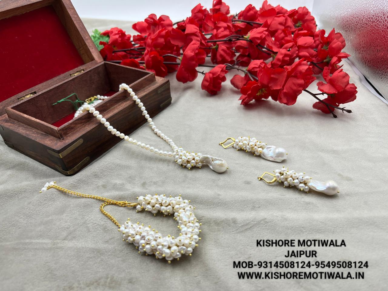 Fresh water pearls necklace set with brass earrings / brass  bracelet with brass hook
